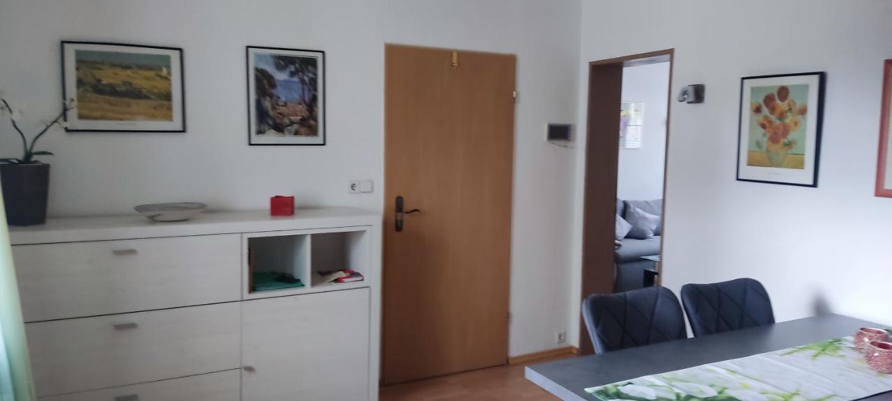 Schoene 3 Zi. Ferienwohnung Vor Den Toren Frankfurt Dreieich Extérieur photo