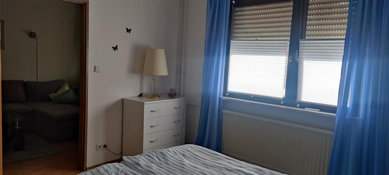 Schoene 3 Zi. Ferienwohnung Vor Den Toren Frankfurt Dreieich Extérieur photo