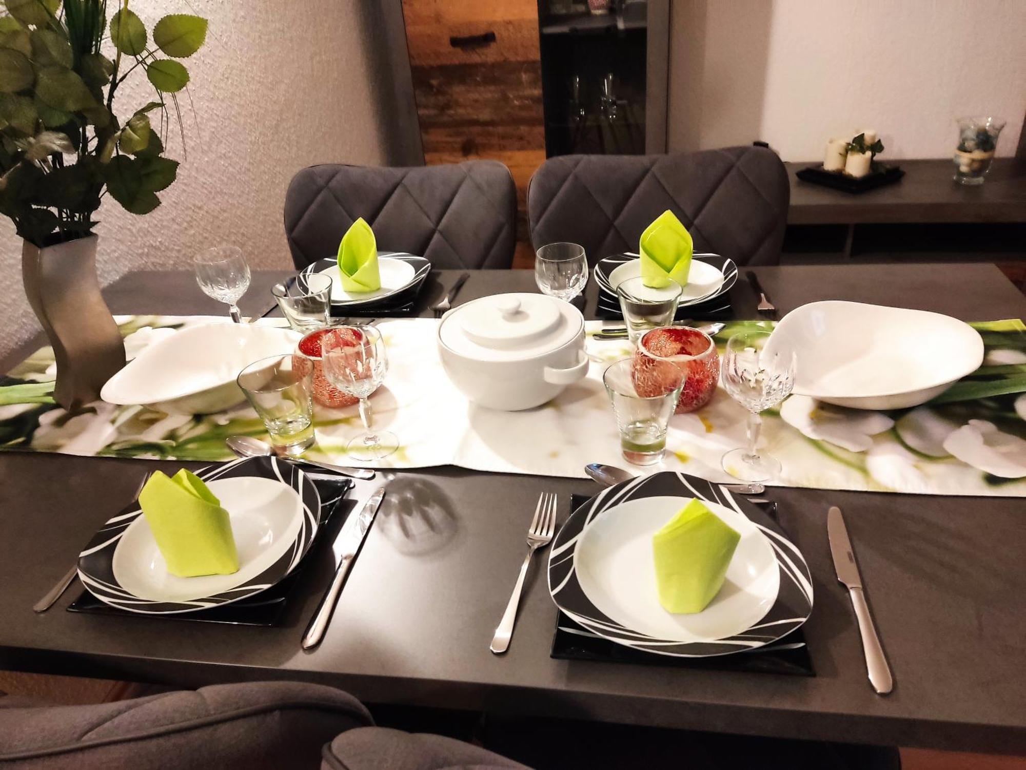 Schoene 3 Zi. Ferienwohnung Vor Den Toren Frankfurt Dreieich Extérieur photo